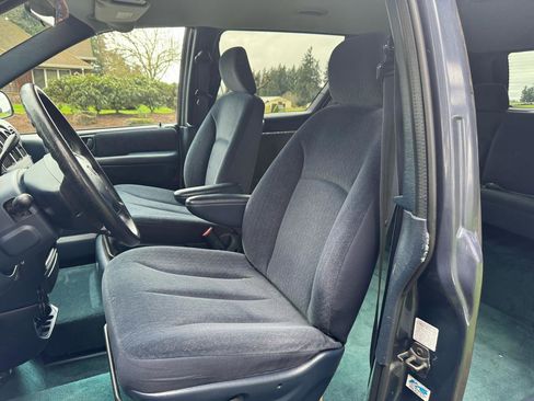 Used 2001 Dodge Grand Caravan Sport image 13