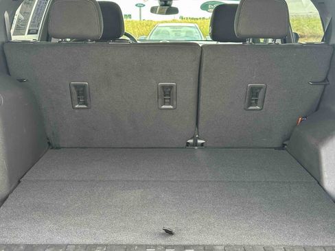 Used 2024 Chevrolet Equinox LT FWD image 20