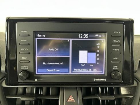 Used 2021 Toyota RAV4 XLE AWD/4WD image 20