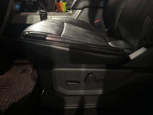 Used 2020 Ford F350 Lariat w/ Lariat Ultimate Package image 23