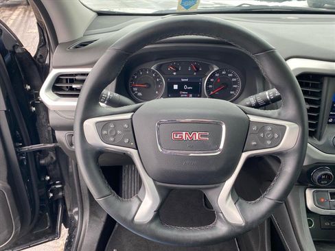 Used 2023 GMC Acadia SLT w/ Preferred Package image 10