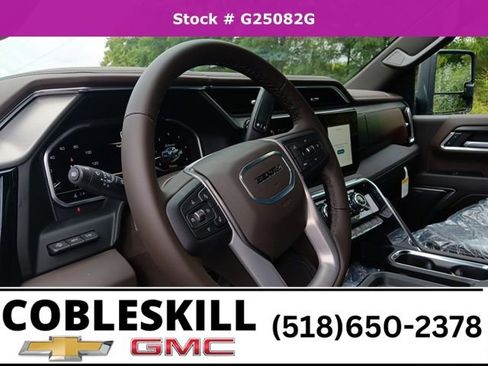 New 2025 GMC Sierra 2500 Denali w/ Denali Reserve Package image 12