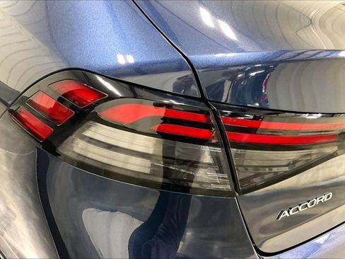 Used 2024 Honda Accord EX image 29