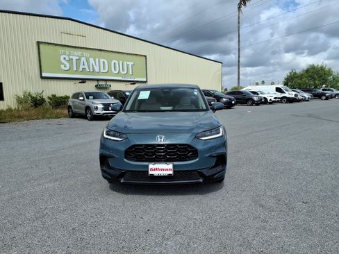 Certified 2024 Honda HR-V EX-L image 3