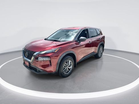 Used 2021 Nissan Rogue S FWD image 4