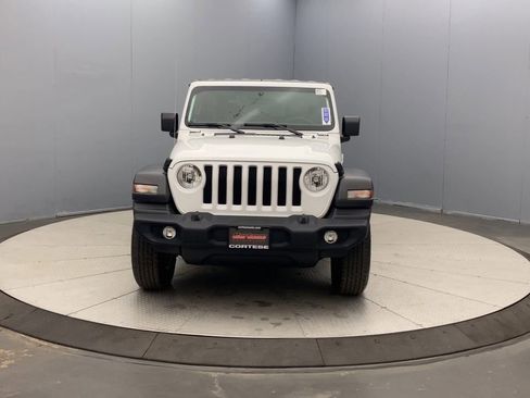 Used 2023 Jeep Wrangler Sport AWD/4WD image 8