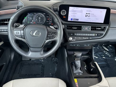 Certified 2025 Lexus ES 300h w/ Premium Package FWD image 15