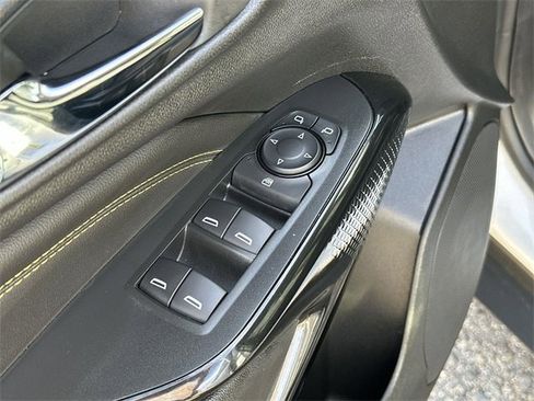 Used 2024 Chevrolet Trax LT w/ Driver Confidence Package image 20