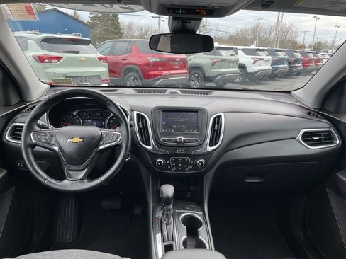 Used 2024 Chevrolet Equinox LT image 12