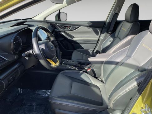 Used 2021 Subaru Crosstrek 2.5i Sport w/ Moonroof Package image 21