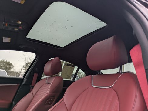 Used 2024 Genesis G70 3.3T Advanced image 11