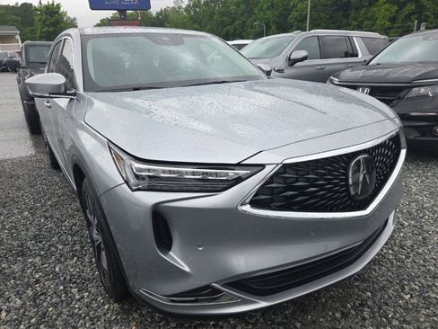 Used 2023 Acura MDX SH-AWD w/ Technology Package image 2