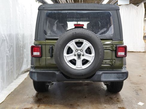 Used 2022 Jeep Wrangler Unlimited Sport AWD/4WD image 6