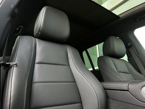 New 2025 Mercedes-Benz GLS 450 4MATIC image 31