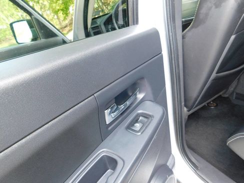 Used 2012 Jeep Liberty Sport image 19