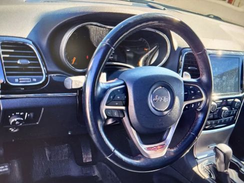 Used 2019 Jeep Grand Cherokee Trailhawk w/ Trailhawk Luxury Group image 8