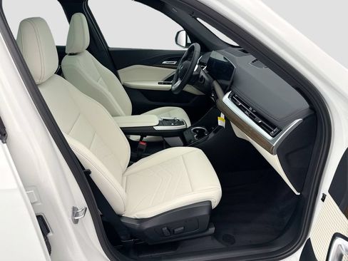 New 2026 BMW X1 xDrive28i w/ Technology Package AWD/4WD image 19