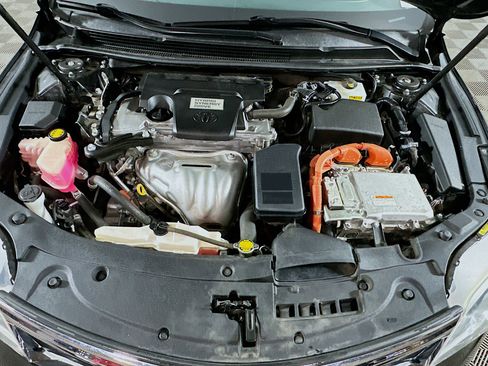 Used 2013 Toyota Avalon Limited image 33