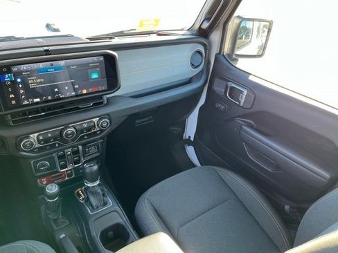 Used 2025 Jeep Wrangler Unlimited Sport S 4xe AWD/4WD image 12