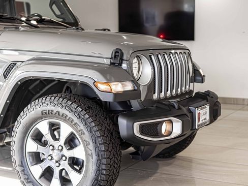 Used 2022 Jeep Wrangler Unlimited Sahara w/ Cold Weather Group image 3