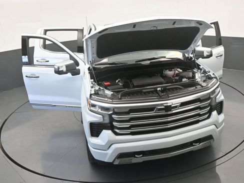 Used 2026 Chevrolet Silverado 1500 High Country w/ Technology Package image 88
