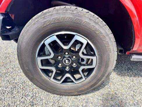Used 2024 Ford Bronco Outer Banks image 5
