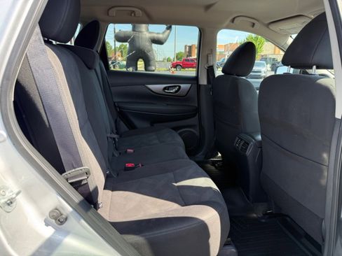 Used 2016 Nissan Rogue SV w/ SV Premium Package AWD/4WD image 26