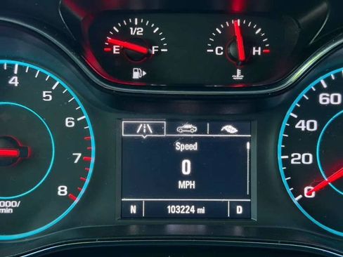 Used 2017 Chevrolet Cruze LT FWD image 12