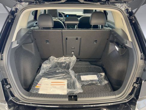 New 2026 Volkswagen Taos SE image 33