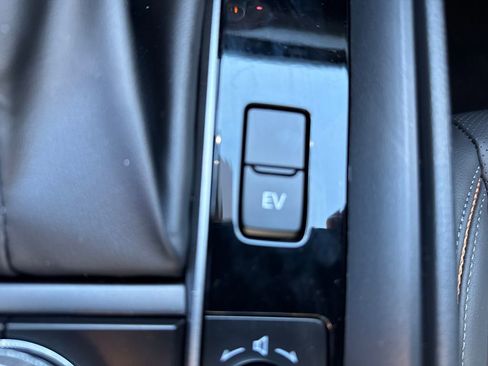 Used 2025 MAZDA CX-50 AWD 2.5 Hybrid w/ Weather Package image 27