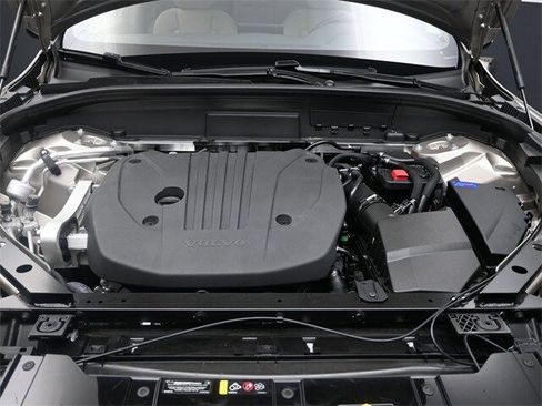 Used 2026 Volvo XC60 B5 Plus w/ Protection Package Premier image 32