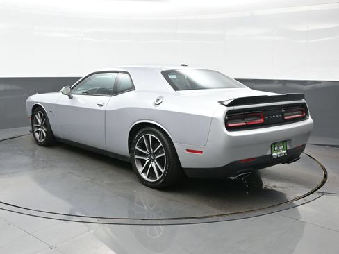 Used 2023 Dodge Challenger R/T RWD image 5