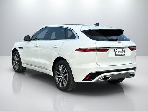 Used 2024 Jaguar F-PACE R-Dynamic S image 7