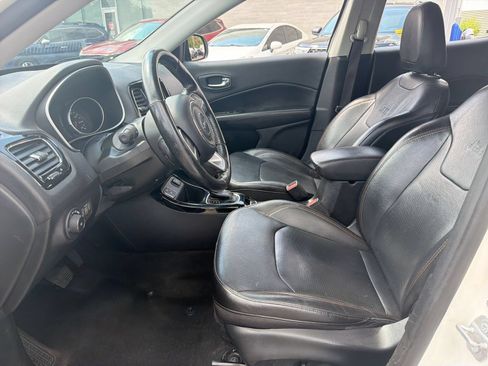 Used 2020 Jeep Compass Limited FWD image 11