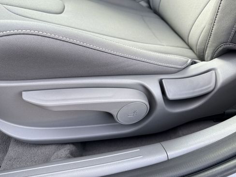 New 2025 Hyundai Elantra Sport w/ Cargo Package image 14