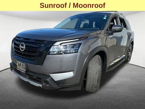 Used 2023 Nissan Pathfinder Platinum w/ Lighting Package (N93) image 5