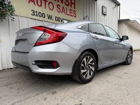 Used 2018 Honda Civic EX image 4