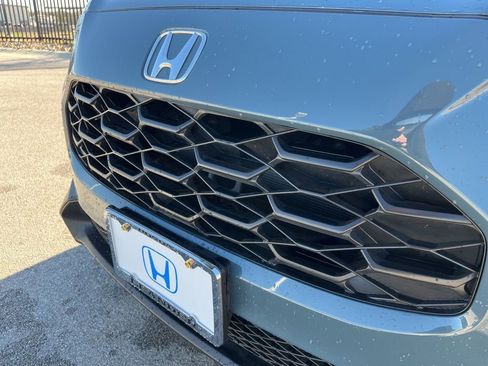Certified 2025 Honda HR-V LX image 14