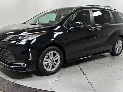 Certified 2025 Toyota Sienna Limited