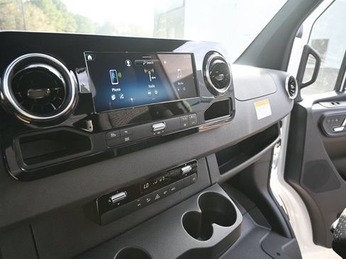 Used 2026 Mercedes-Benz Sprinter 3500 image 14