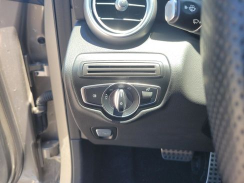 Certified 2022 Mercedes-Benz GLC 43 AMG 4MATIC image 27
