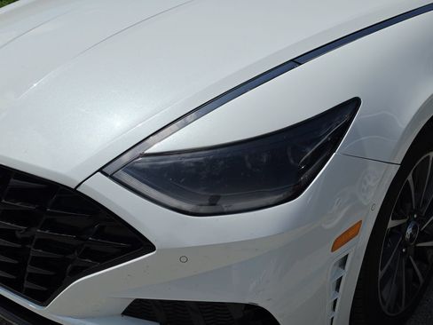 Used 2021 Hyundai Sonata Limited w/ Cargo Package FWD image 9