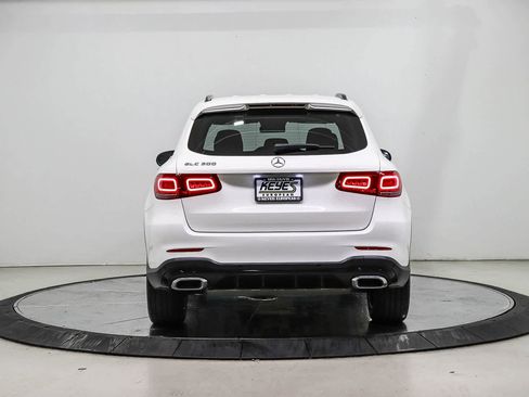 Used 2022 Mercedes-Benz GLC 300 image 3