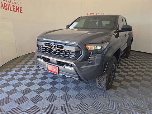 Certified 2026 Toyota Tacoma TRD Off-Road AWD/4WD image 1