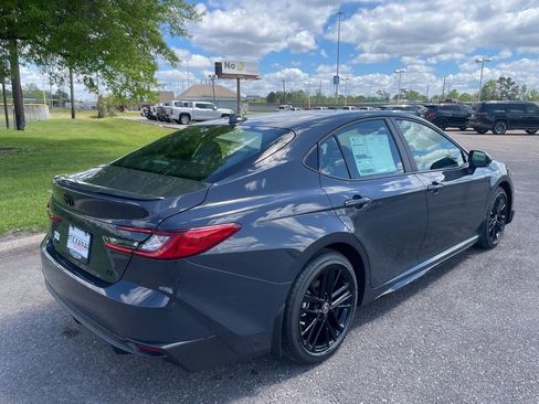 New 2026 Toyota Camry SE w/ Convenience Package image 7