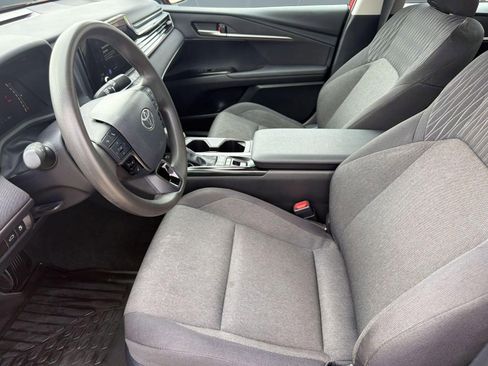 Used 2025 Toyota Camry LE w/ Convenience Package AWD/4WD image 5