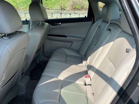 Used 2012 Chevrolet Impala LTZ image 8