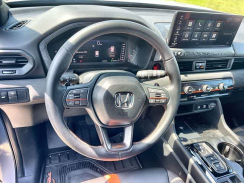 Used 2026 Honda Passport TrailSport image 17