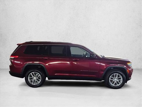 Used 2021 Jeep Grand Cherokee L Laredo w/ Luxury Tech Group I RWD image 4