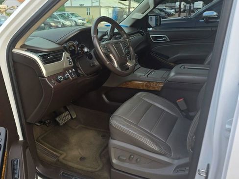Used 2015 GMC Yukon XL Denali w/ Open Road Package image 12